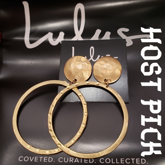 Lulus Lively Light gold hoops hammered 3" - Picture 4 of 8